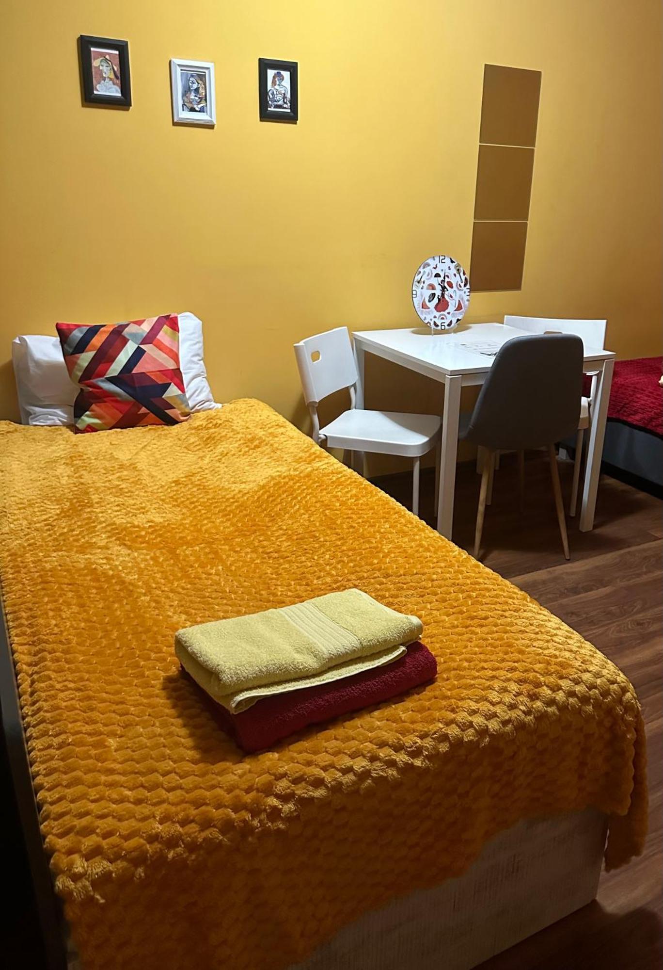 Travel House Wroclaw Hotel Exterior photo